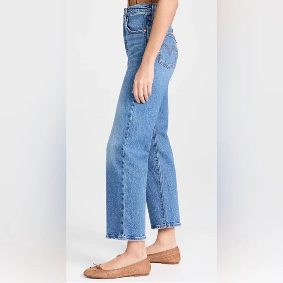 Levi’s | Ribcage Straight Ankle Jeans - Picture 6 of 7
